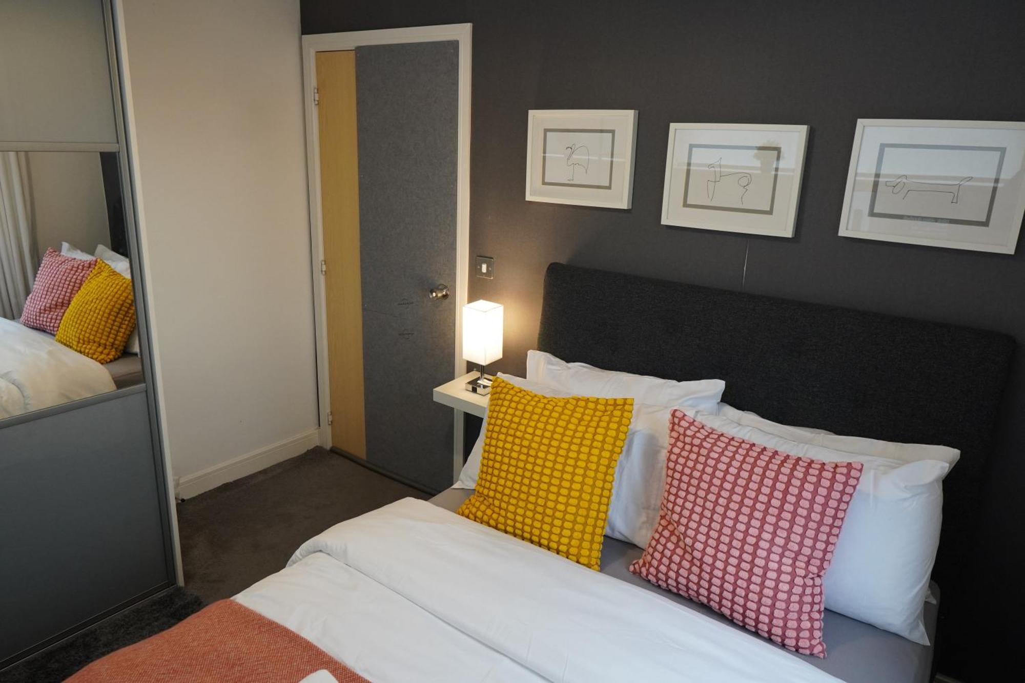 Luxury Rooms - Pick A Room - Free Parking & Kitchen Access, Near Etihad Stadium, The Coop Live & Piccadilly Station, Manchester Eksteriør bilde